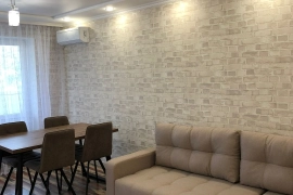 Квартира с супер ремонтом у моря